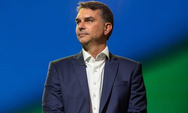 Flávio participa de jantar com mercado financeiro, em São Paulo
