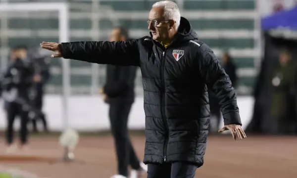 Dorival se diz satisfeito e exalta postura do São Paulo em empate na altitude: “Jogo confiável”