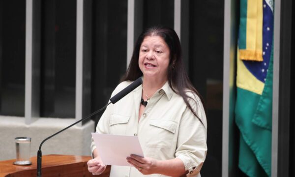 Projeto de lei exige responsável técnico para propagandas comerciais de criptomoedas no Brasil e multa pode chegar a R$ 10 milhões