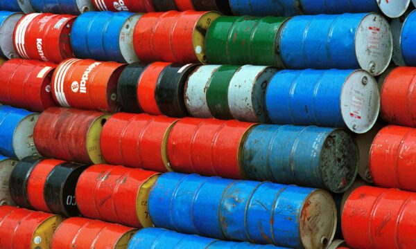 TotalEnergies e Petrobras vencem leilão spot de petróleo da PPSA