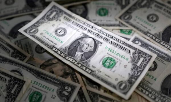 Dólar cai a R$ 5,14 com alívio nos Treasuries e Ormuz no radar