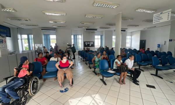 Queda da fila do INSS acelera nos últimos meses; benefícios negados sobem e chegam a quase 1 milhão em junho