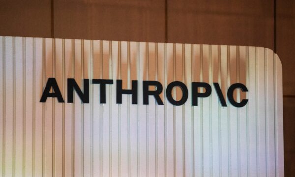 Anthropic estreia Claude Opus 5.5 com salto de desempenho e preço mais baixo