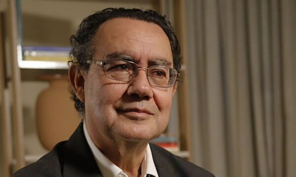 Fragilidade de Câmara e Senado abre espaço para STF ‘até legislar’, diz Augusto Cury