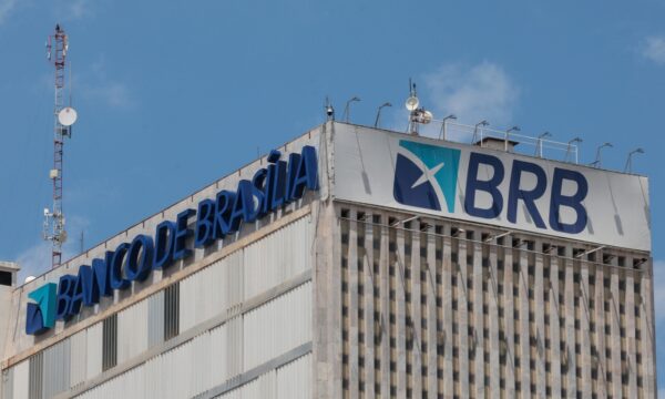 PF aponta fraude de R$ 17 bilhões em operações entre Master e BRB