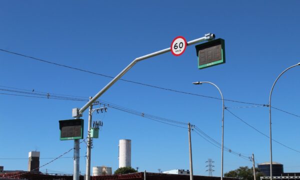 Radares que fiscalizam velocidade média serão testados em 8 estados; veja onde