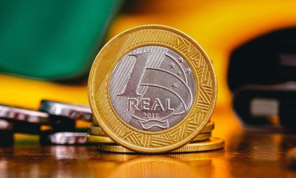 Orçamento de 2027 não traz alívio fiscal e possui ‘metas ousadas’, avaliam economistas