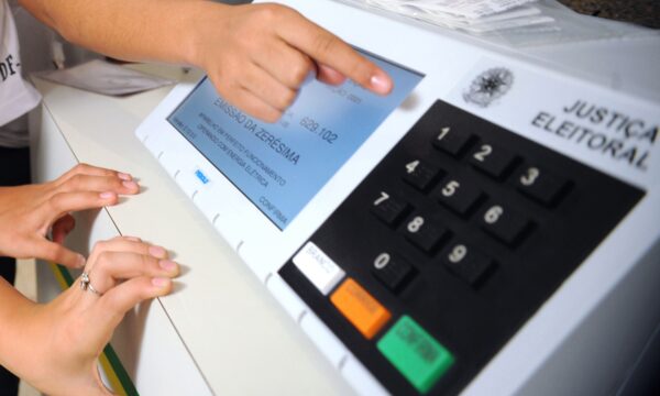 Veja o valor da multa para mesário que faltar nas eleições